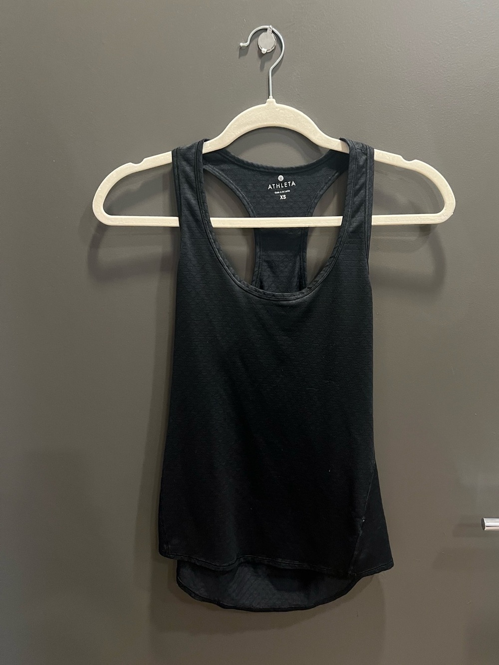 Athleta Black Racerback Athletic Tank – Women’s XS